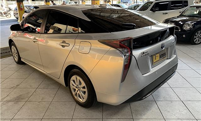 Toyota Prius 1.8 16V...