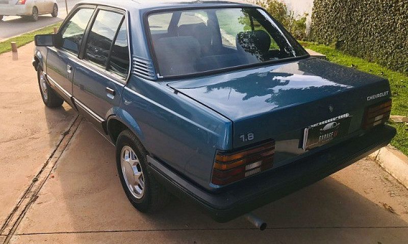 Chevrolet Monza 1.8 ...