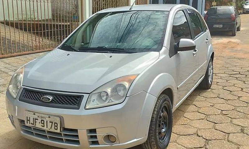 Ford Fiesta Hatch 1....