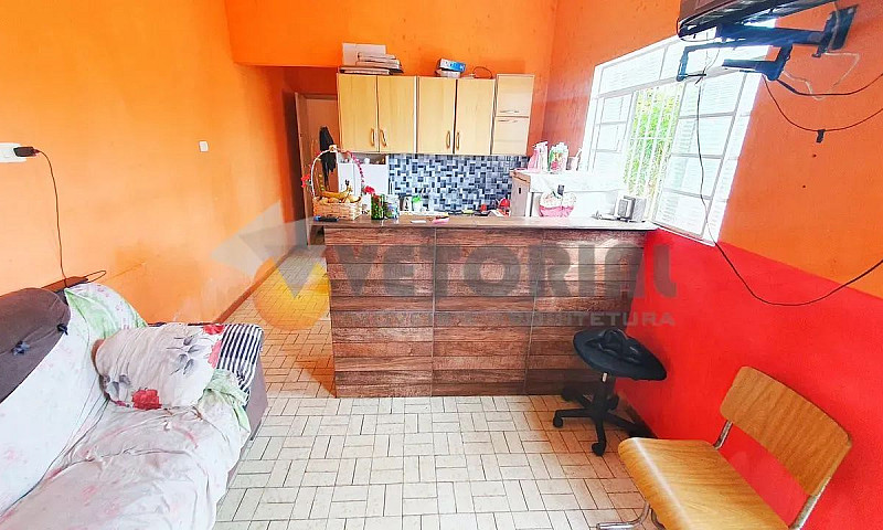 Casa Com 2 Dormitóri...