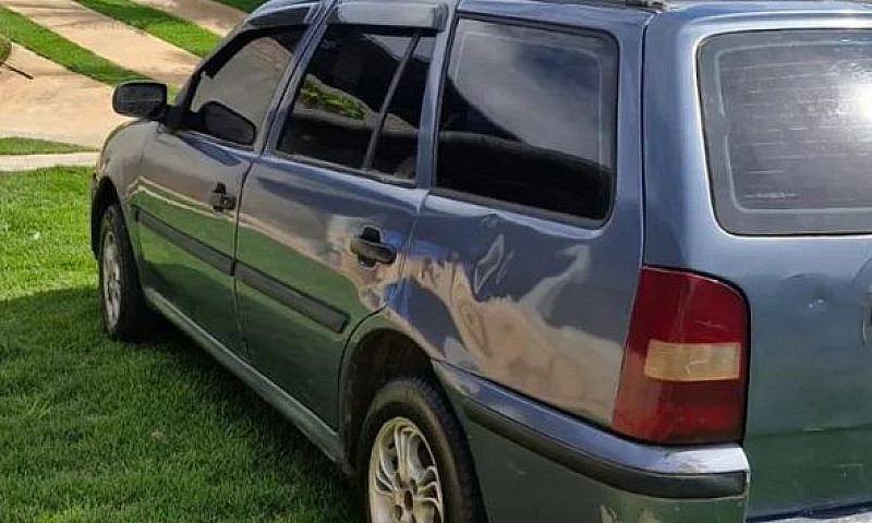 Volkswagen Parati 1....