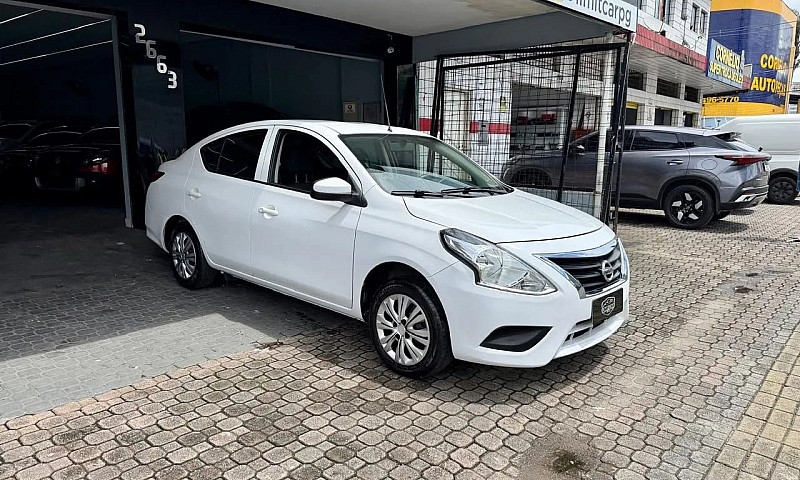 Nissan Versa 1.0 12V...