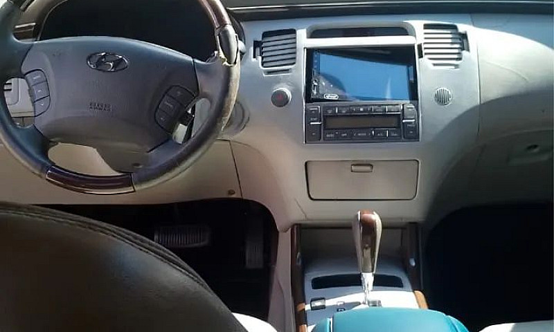 Hyundai Azera Gls 3....