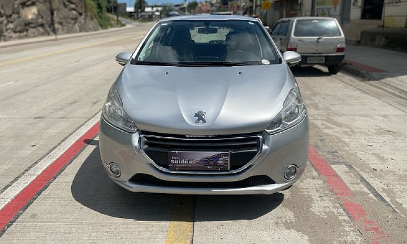 Peugeot 208 1.6 Auto...