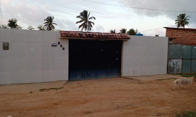 Casa Com Piscina Ilh...