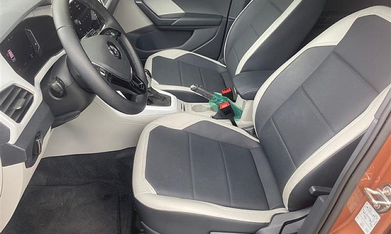 Volkswagen T-Cross 1...