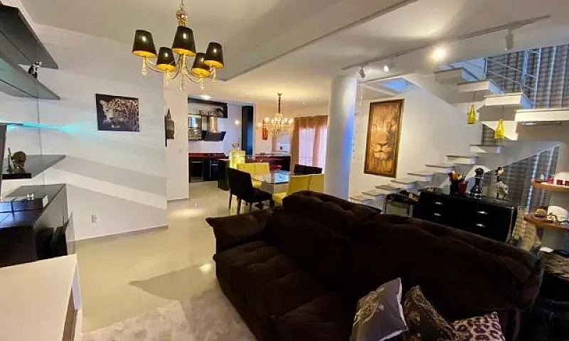 Linda Casa/Sobrado B...