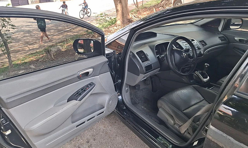 Honda Civic Sedan Lx...