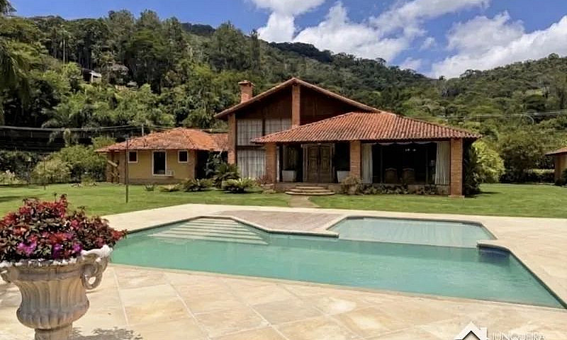 Casa Em Condomínio- ...