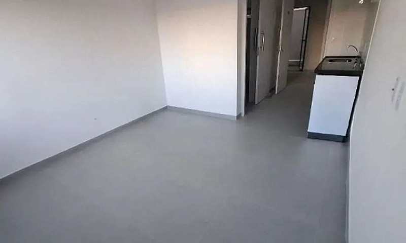 Loft Novo No Aeroclu...