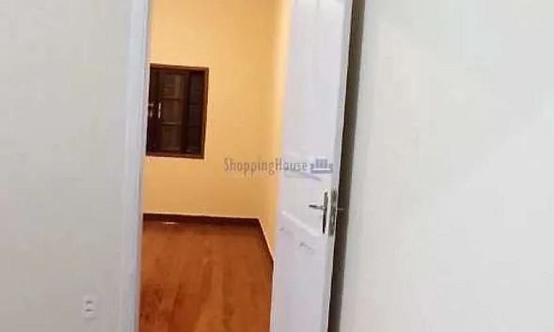 Casa Com 3 Dormitóri...