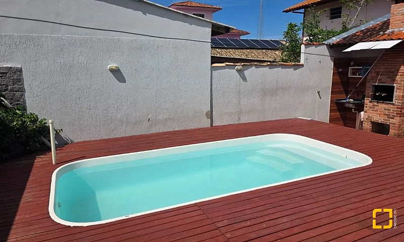 Casa Com Piscina Bai...