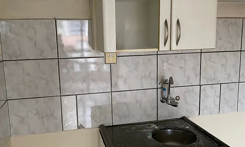 Kitinete Jardim Camb...