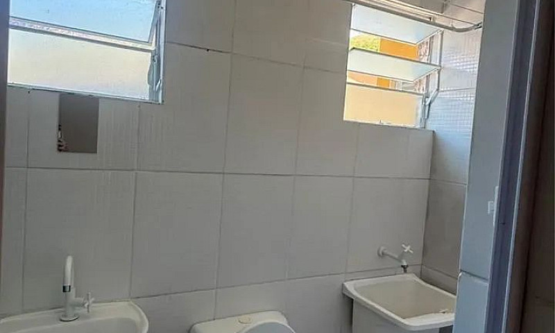 Alugo Kitnet Roseira...