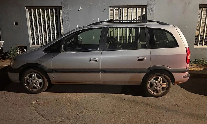 Chevrolet Zafira 2.0...