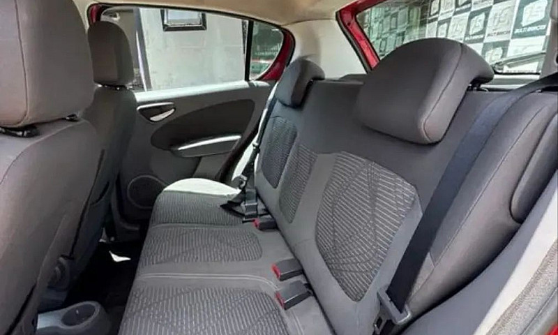Fiat Palio Attractiv...