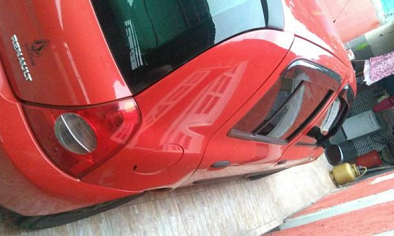 Renault Clio 2011...