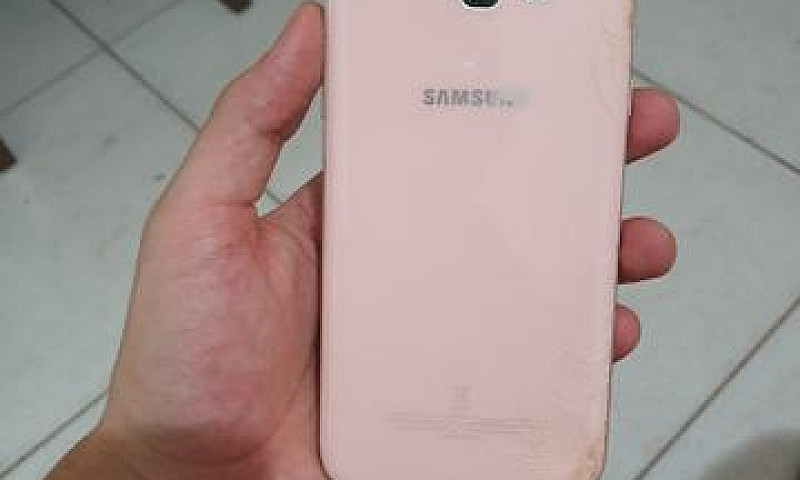 Galaxy A7 32Gb...