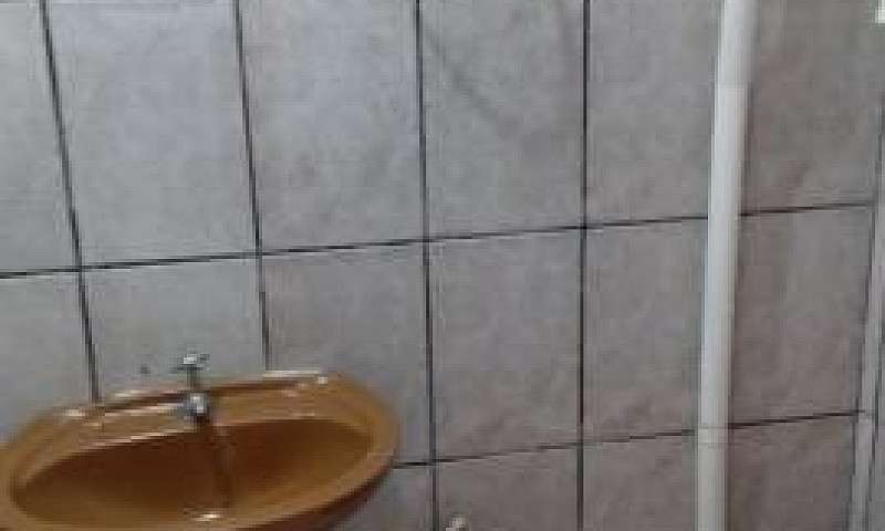 Casa Para Alugar...
