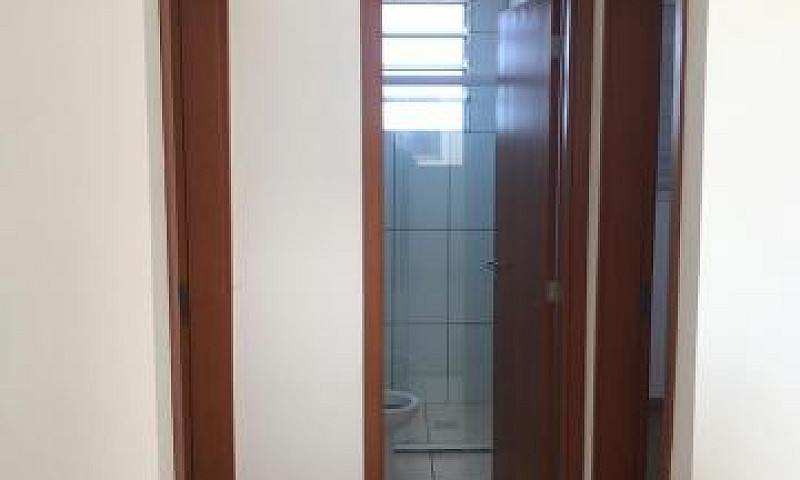 Apartamento Vila Ton...