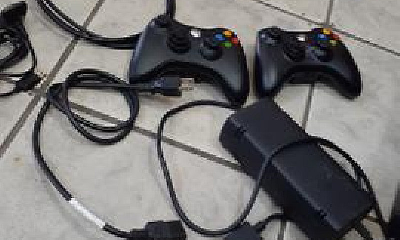 Vende-Se Xbox 360...