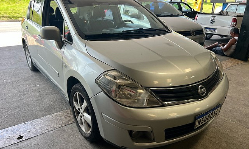 Tiida Sl 1.8 2011 - ...