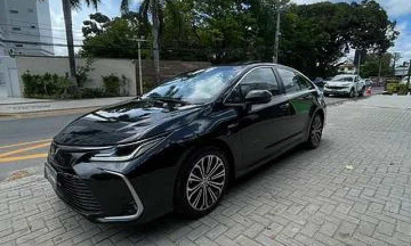 Corolla Altis Hybrid...