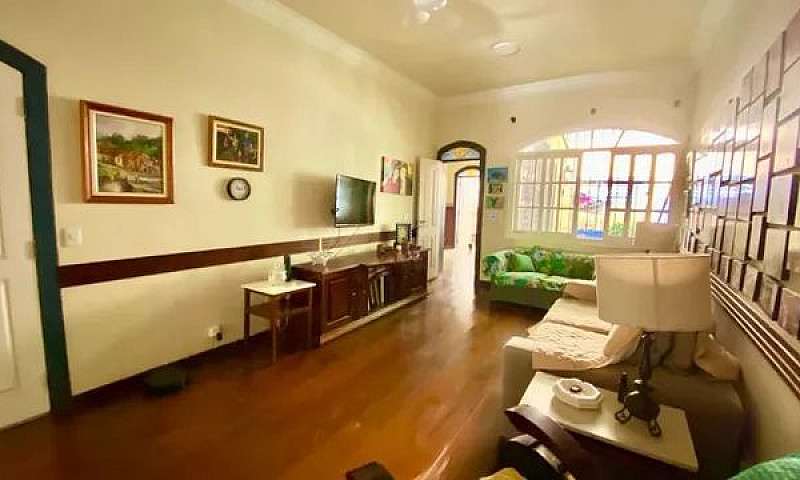 Casa Com 7 Dormitóri...