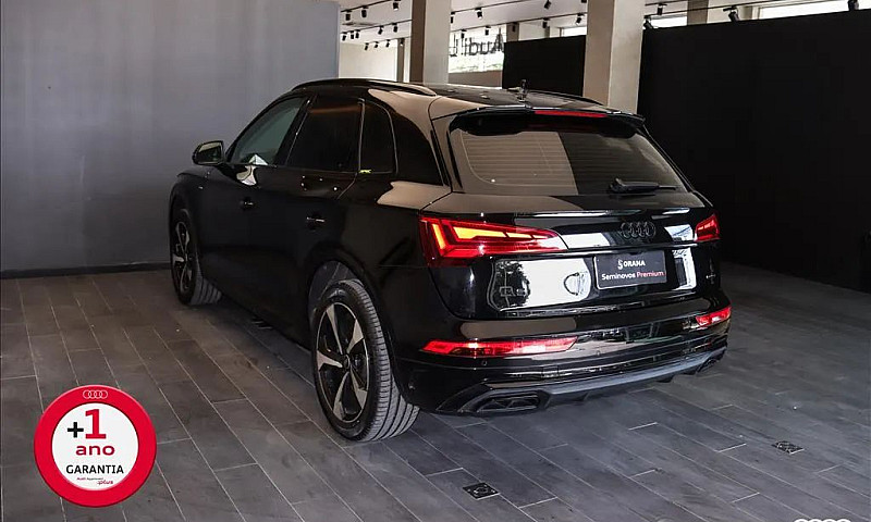 Audi Q5 S-Line 2.0 T...