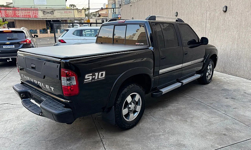 S10 Diesel 4X2 ...