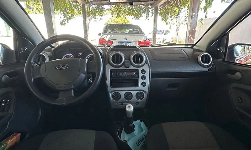 Ford Fiesta Se 13/14...