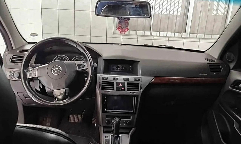 Chevrolet Vectra Eli...