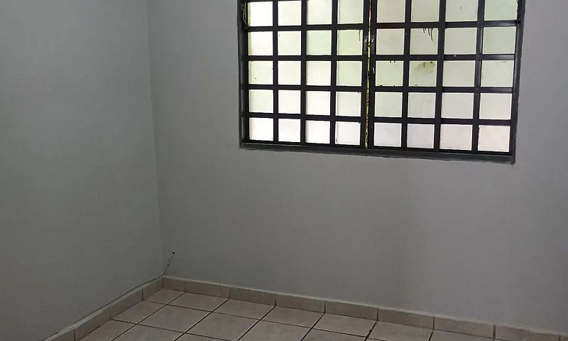 Aluga-Se Apartamento...