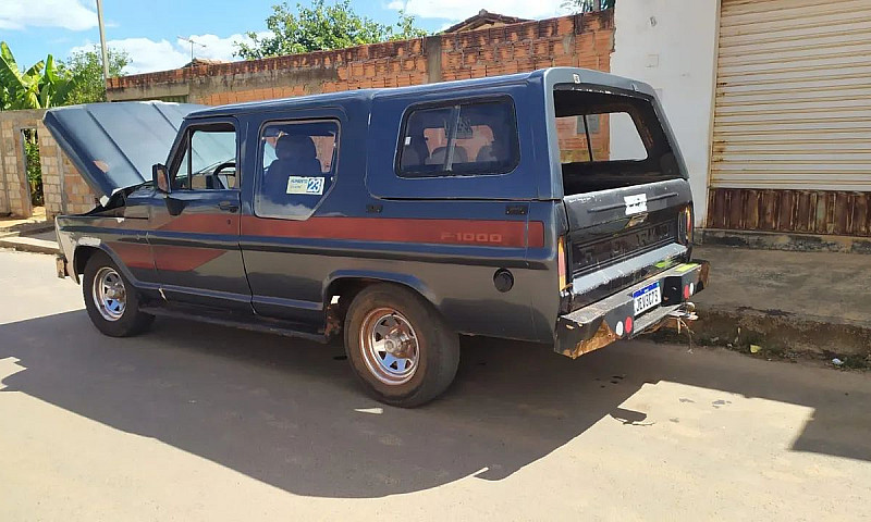 Ford F-1000 Super Di...