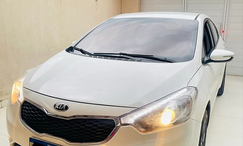 Kia Motors Cerato 1....