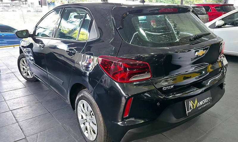 Chevrolet Onix Hatch...