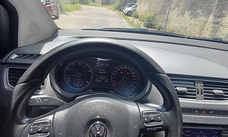 Volkswagen Crossfox ...