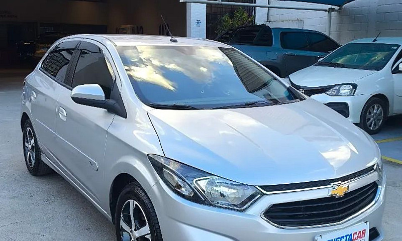 Chevrolet Onix Hatch...