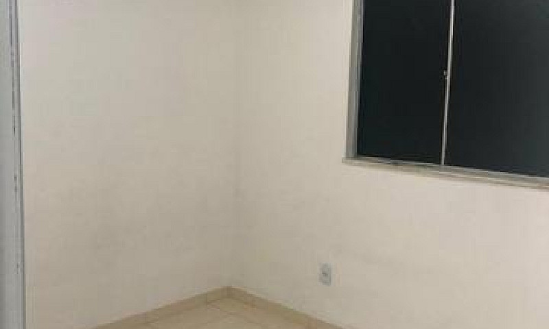 Aluga-Se Apartamento...