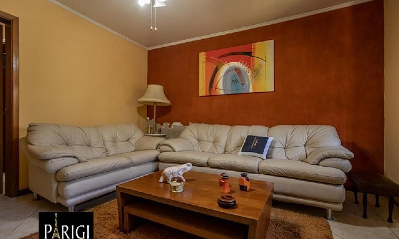 Casa Com 6 Dormitóri...