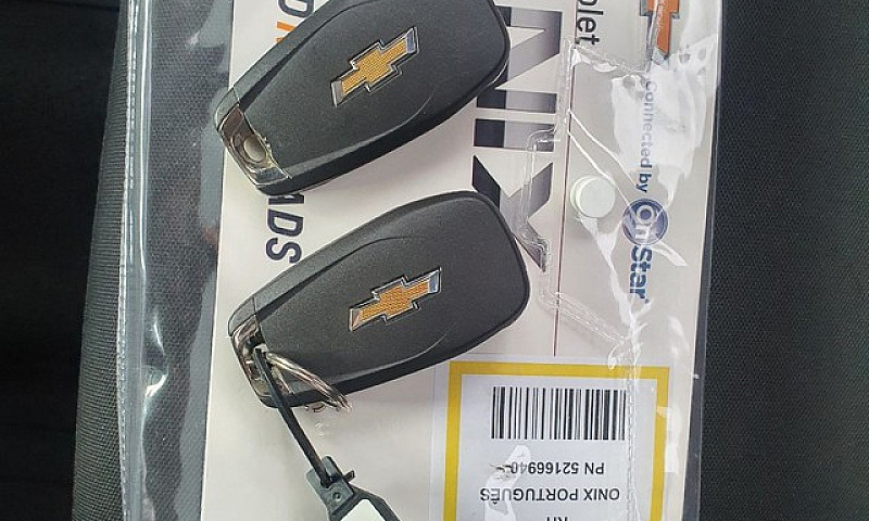 Onix Plus Lt Turbo 2...