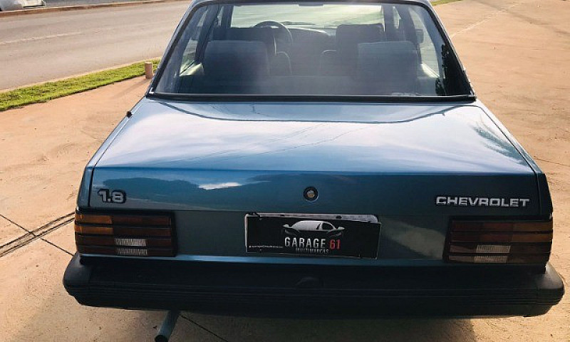 Chevrolet Monza 1.8 ...