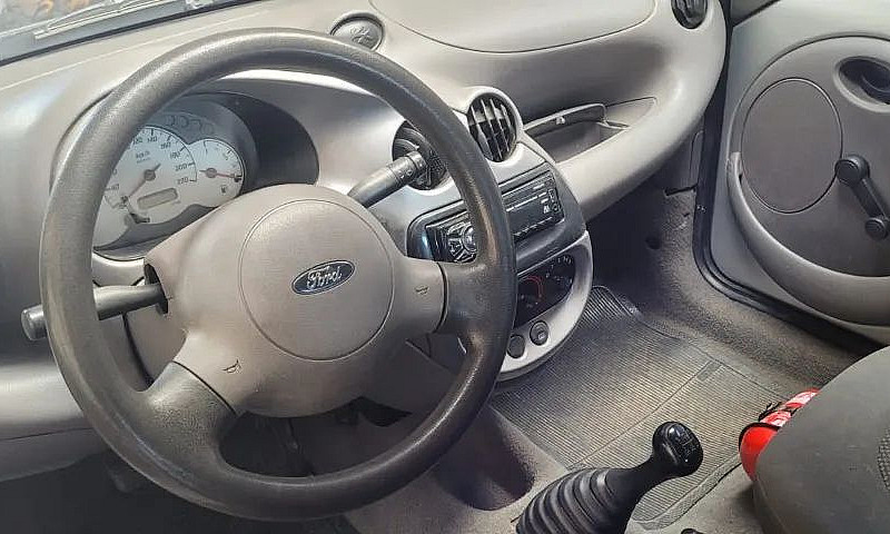 Ford Ka...