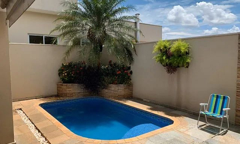 Linda Casa No Gaivot...