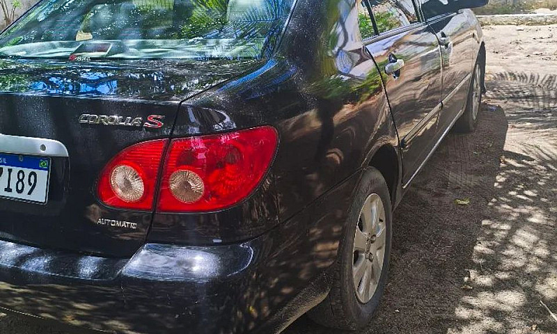 Toyota Corolla S 1.8...