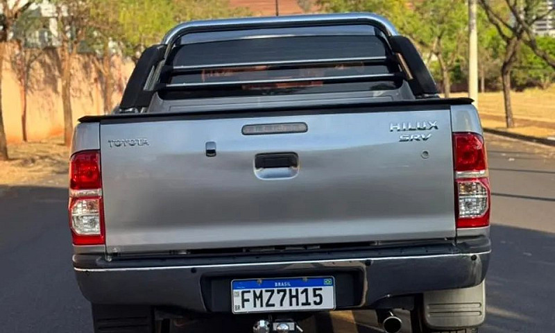 Toyota Hilux Cd Srv ...