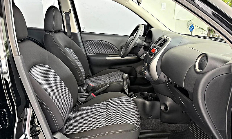 Nissan March Sv 1.0 ...