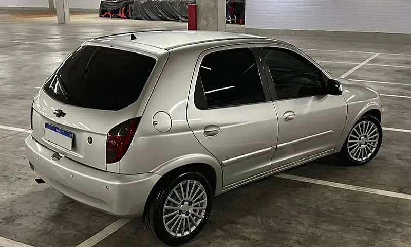 Volkswagen Fox 1.6 M...