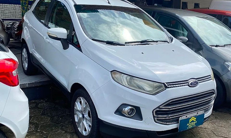 Ford Ecosport Titani...