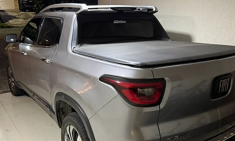 Fiat Toro Volcano 2....